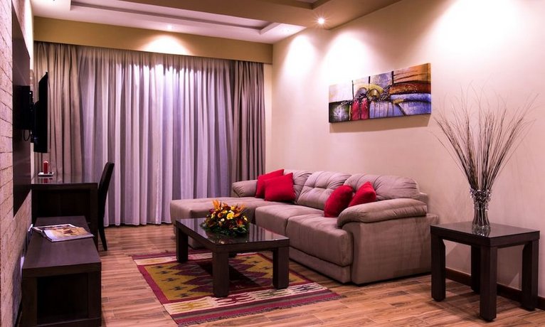 Bidwood Suite Hotel
