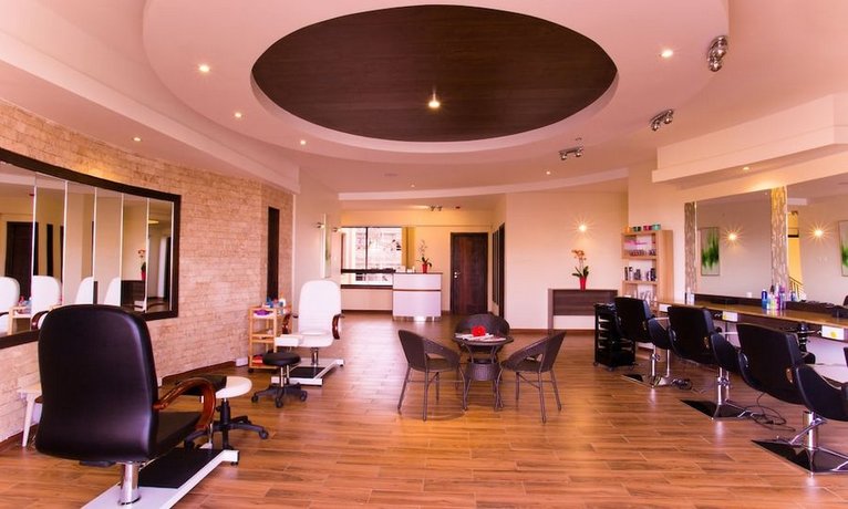 Bidwood Suite Hotel