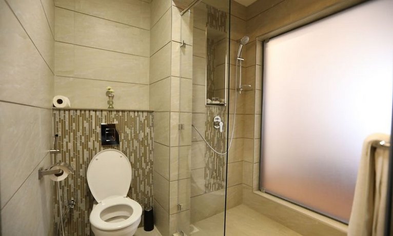 Bidwood Suite Hotel