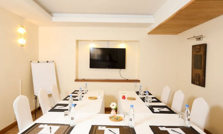Bidwood Suite Hotel