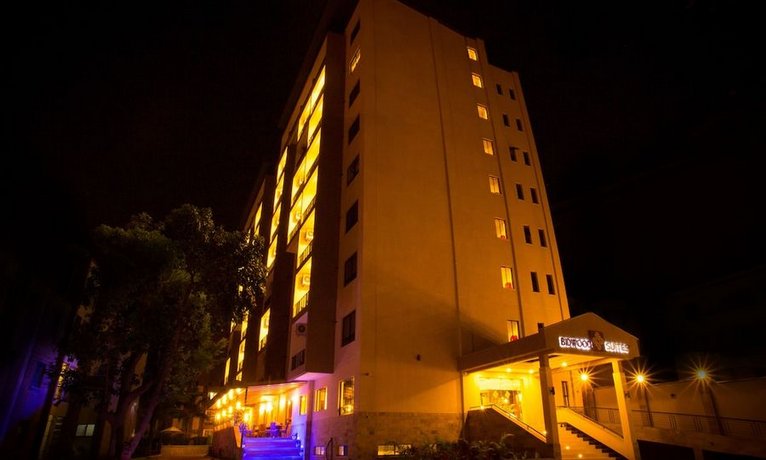 Bidwood Suite Hotel