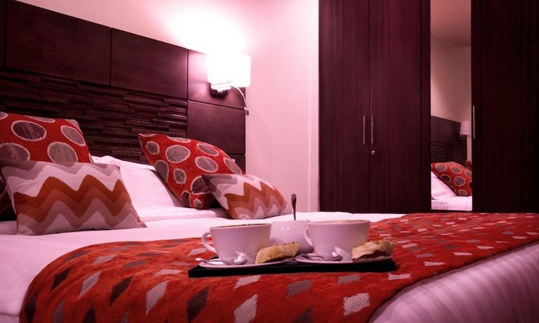 Bidwood Suite Hotel