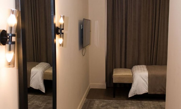 Madison Ave Hotel Bishkek