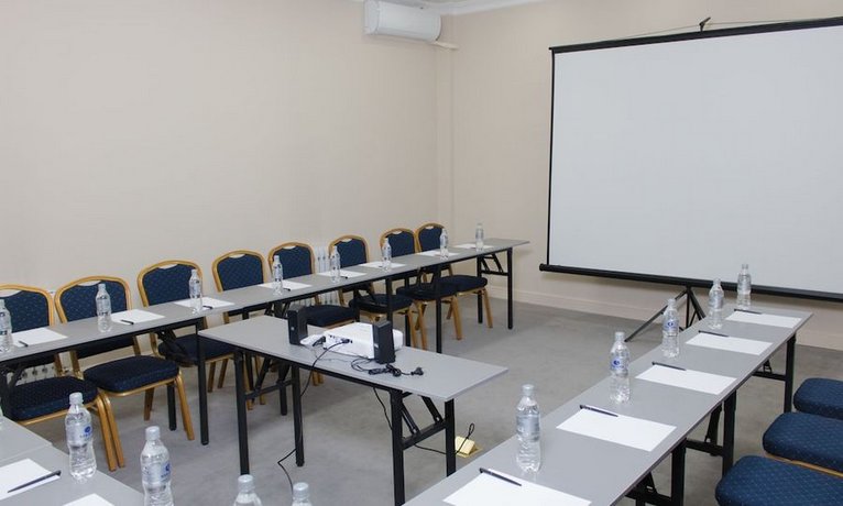 Madison Ave Hotel Bishkek
