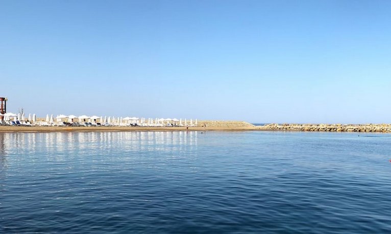 Gold Island Hotel