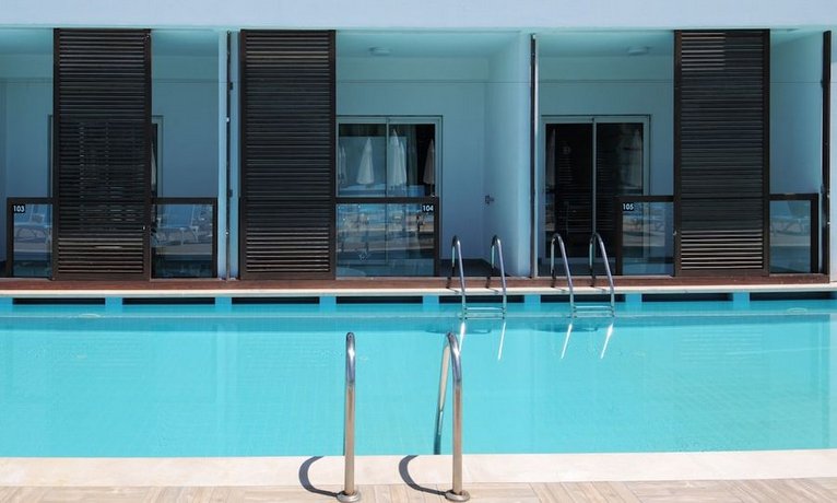 Gold Island Hotel