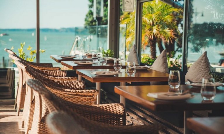 Paihia Beach Resort & Spa Hotel