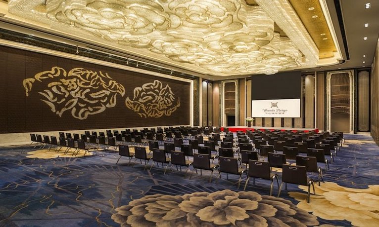 Wanda Reign Chengdu