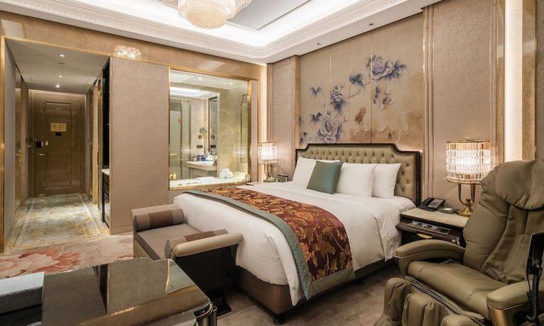 Wanda Reign Chengdu