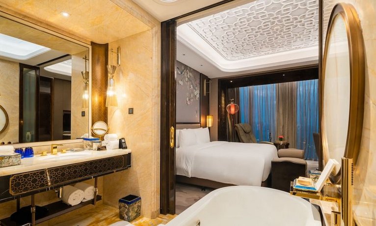 Wanda Reign Chengdu