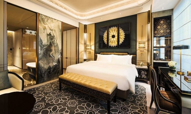 Wanda Reign Chengdu