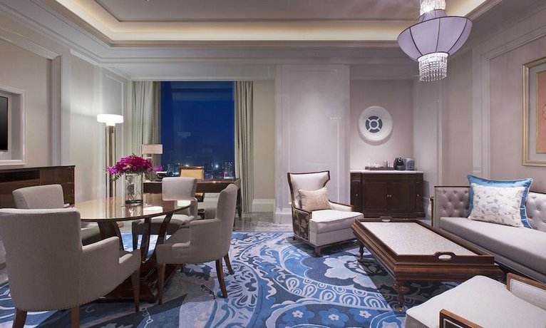 Sheraton Grand Wuhan Hankou Hotel