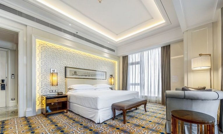 Sheraton Grand Wuhan Hankou Hotel