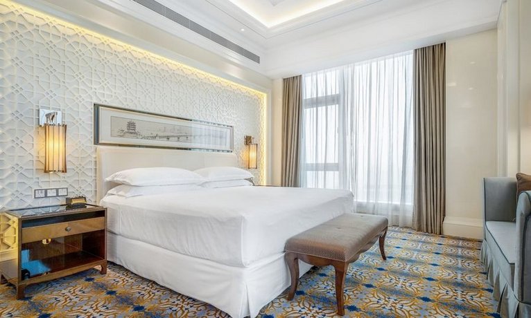 Sheraton Grand Wuhan Hankou Hotel