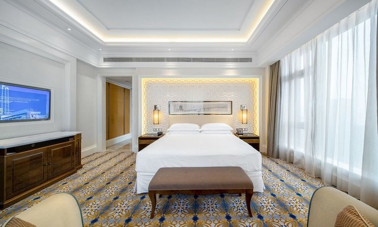 Sheraton Grand Wuhan Hankou Hotel