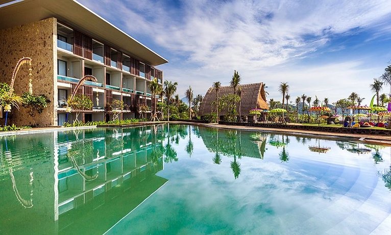 Wyndham Tamansari Jivva Resort Bali 클룽쿵 궁전 Indonesia thumbnail