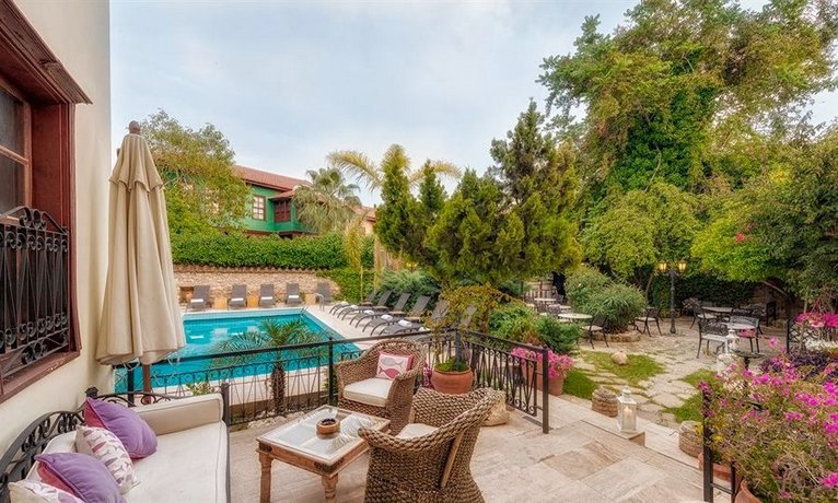 Tuvana Hotel