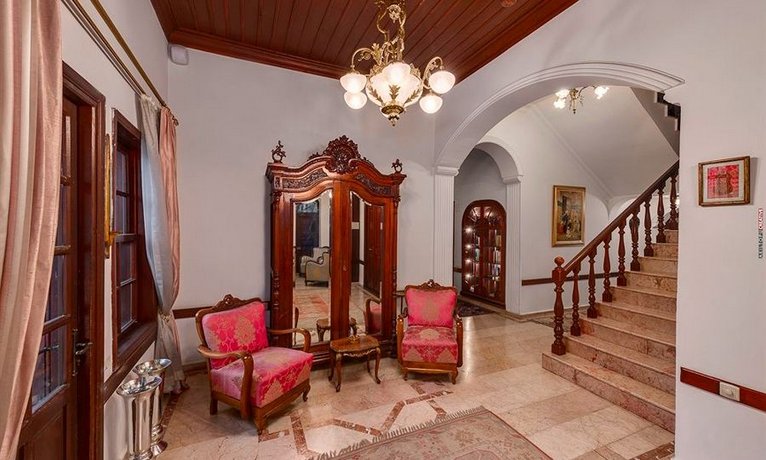 Tuvana Hotel