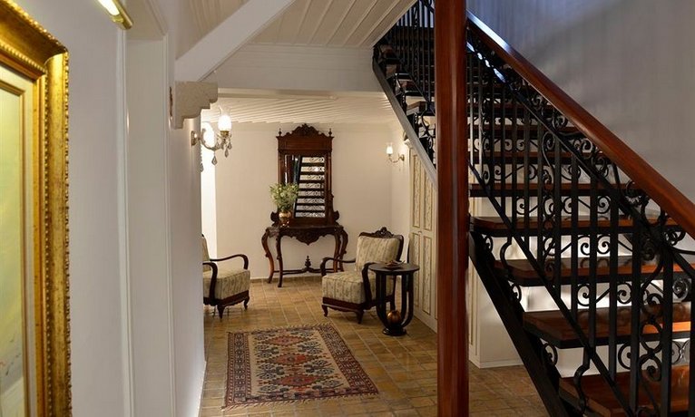 Tuvana Hotel