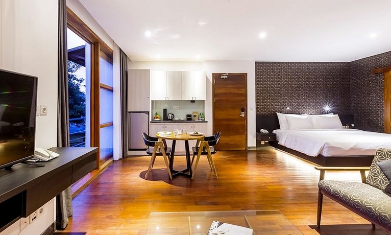 Imani Suites