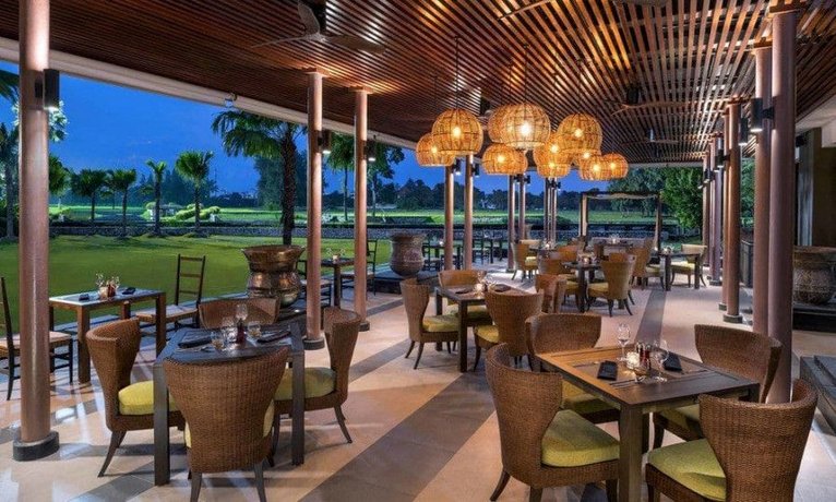 Le Meridien Suvarnabhumi Bangkok Golf Resort and Spa