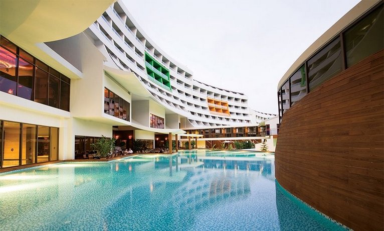 Cornelia Diamond Golf Resort & Spa