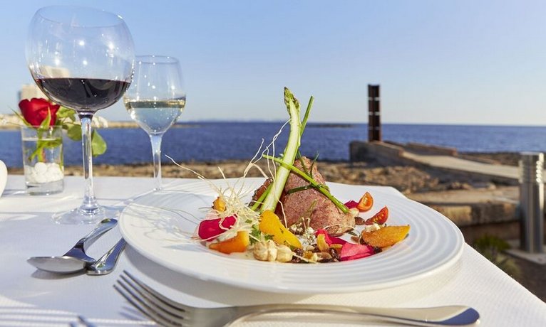 Universal Hotel Cabo Blanco - Adults Only