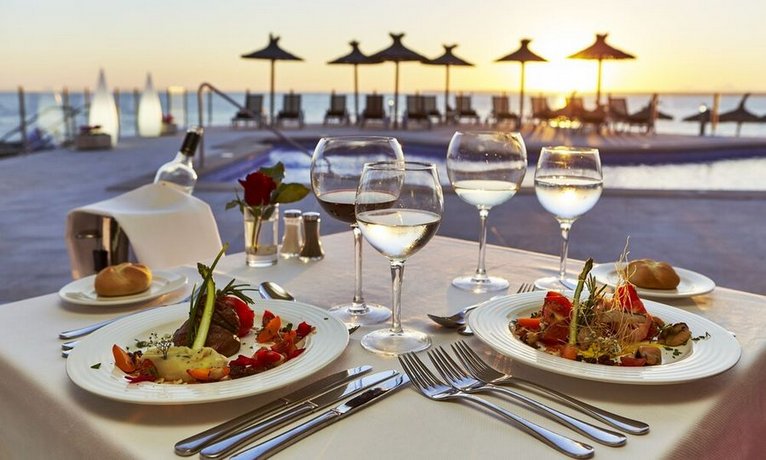 Universal Hotel Cabo Blanco - Adults Only