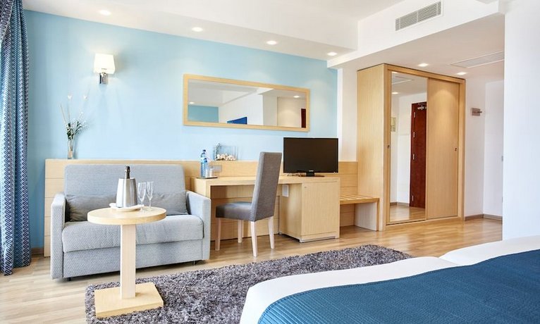 Universal Hotel Cabo Blanco - Adults Only