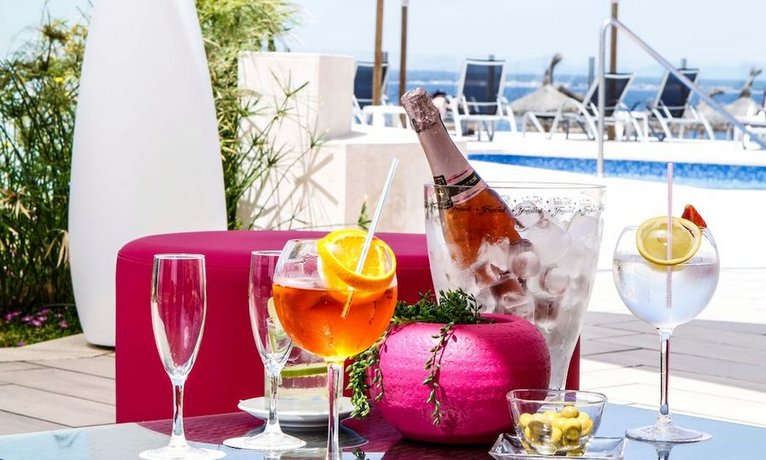 Universal Hotel Cabo Blanco - Adults Only
