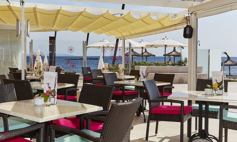 Universal Hotel Cabo Blanco - Adults Only