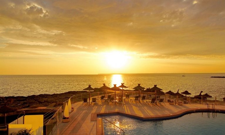 Universal Hotel Cabo Blanco - Adults Only