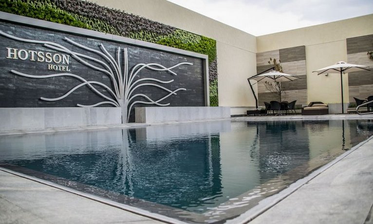 HS HOTSSON Hotel Irapuato