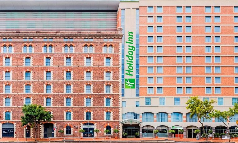 Photo: Holiday Inn Darling Harbour