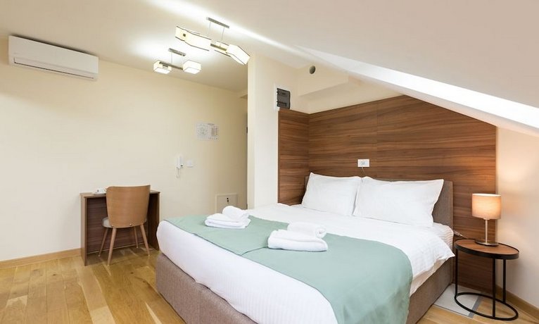 Prime Hotel Garni