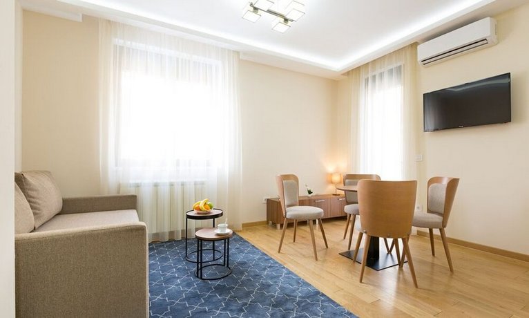 Prime Hotel Garni