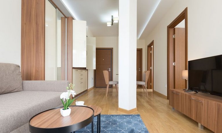 Prime Hotel Garni