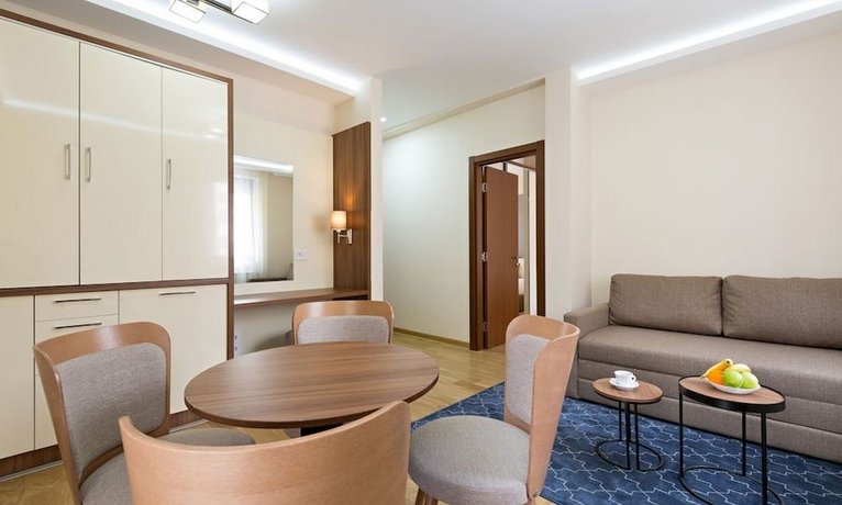Prime Hotel Garni