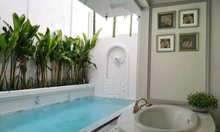 The Inside House