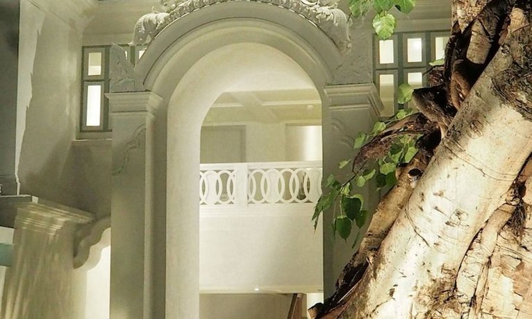 The Inside House