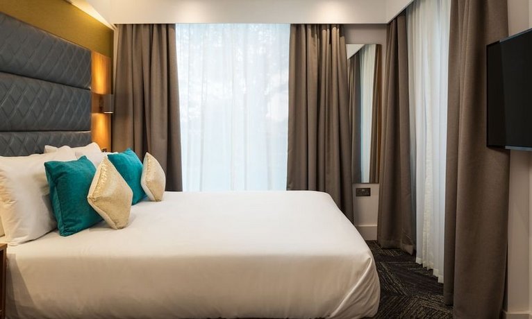 Roomzzz London Stratford
