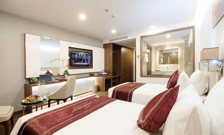 Le More Hotel