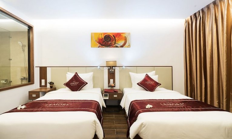Le More Hotel