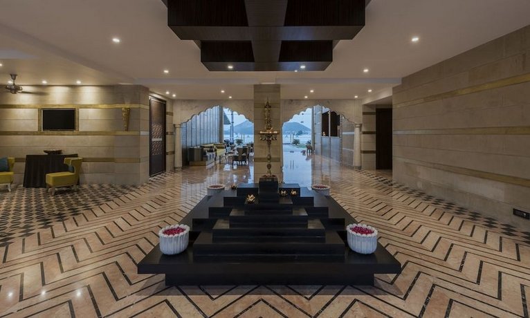 Hotel Lakend