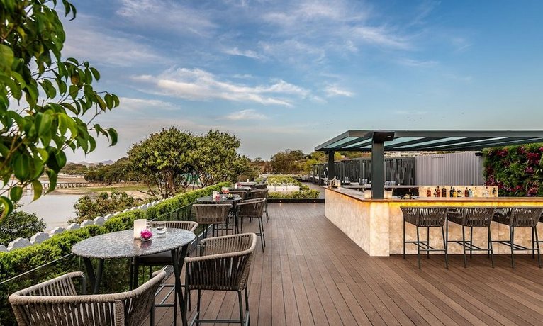 Hotel Lakend