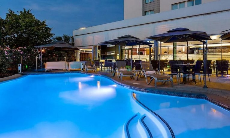Courtyard by Marriott Toulouse Airport Saint-Martin du Touch France thumbnail