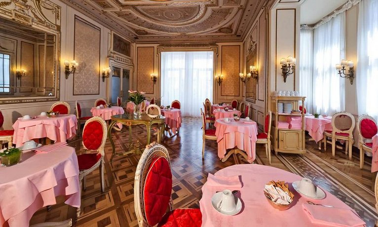 Hotel Bristol Palace