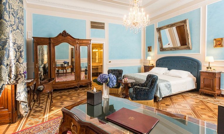 Hotel Bristol Palace