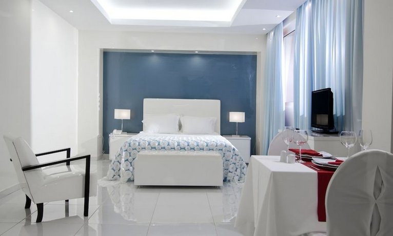 Athens Status Suites