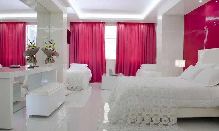 Athens Status Suites